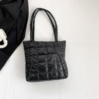 Bolso de mano acolchado de plumas para mujer, bolsa de hombro de gran capacidad, alta calidad, Color sólido, Invierno - details 19