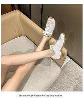 Nuevas Zapatillas de Deporte Casuales de Cuero Versátil Deportes Planos Zapatos de Mujer de gran Tamaño 41-43 - details 10