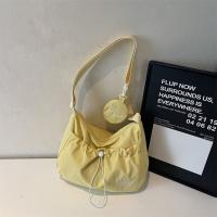 Bolso de hombro con cordón informal coreano, bolso cruzado plisado ligero de gran capacidad, bolso de viaje con cremallera de diseñador minimalista - details 2