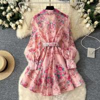 Vestido corto con estampado de wer para mujer, moda de primavera 2024, manga larga acampanada, botones de perlas con muescas, Mini Vestidos de fiesta con cinturón - details 2