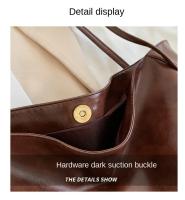 Bolso de mano para mujer, bolsa para axila a la moda, bolso de hombro de cuero Pu suave de gran capacidad, bolso cruzado Retro, bolsos de cubo portátiles informales - details 3