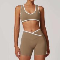 Scrunch - Conjunto de yoga corto para mujer, sujetador relleno en contraste rosa, pantalones cortos cruzados, pantalones deportivos de cintura alta, Fiess Gym Tre, ropa deportiva - details 29
