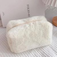 Bolso De Maquillaje Para Mujer De Peluche Sólido Viaje Organizador De Cosméticos Estuche De Ropa Joven Necesario - details 5