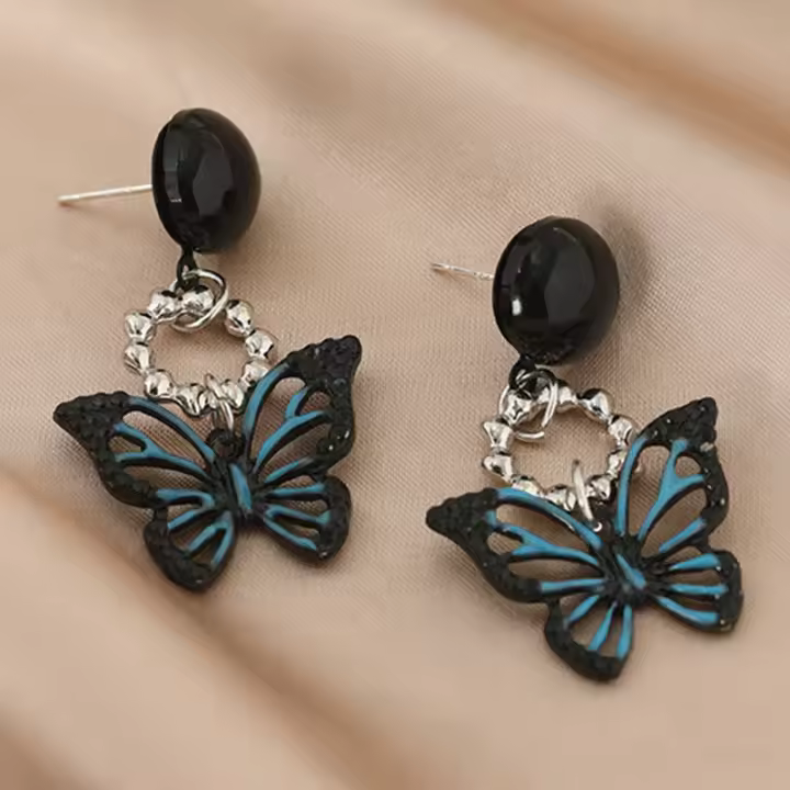Pendientes de ala de corazón de mariposa geométrica gótica exagerada con colgante RES negro punk retro para mujer, joyería de fiesta - 1