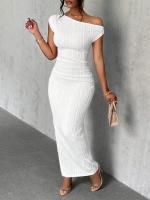 Elegante Vestido de Fiesta para Mujer Manga Corta, Escote Asimétrico, Ajuste Ajustado, Tejido Elástico Perfecto para Eventos Nocturnos o Cócteles - details 6