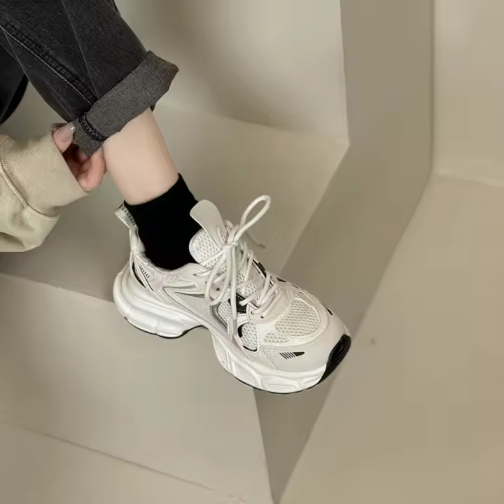 Aumentar la moda y el ocio zapatillas deportivas de suela gruesa - 1