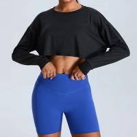 Top deportivo de manga larga corta para mujer, ropa deportiva holgada informal con cuello redondo y cintura alta para Yoga - details 1