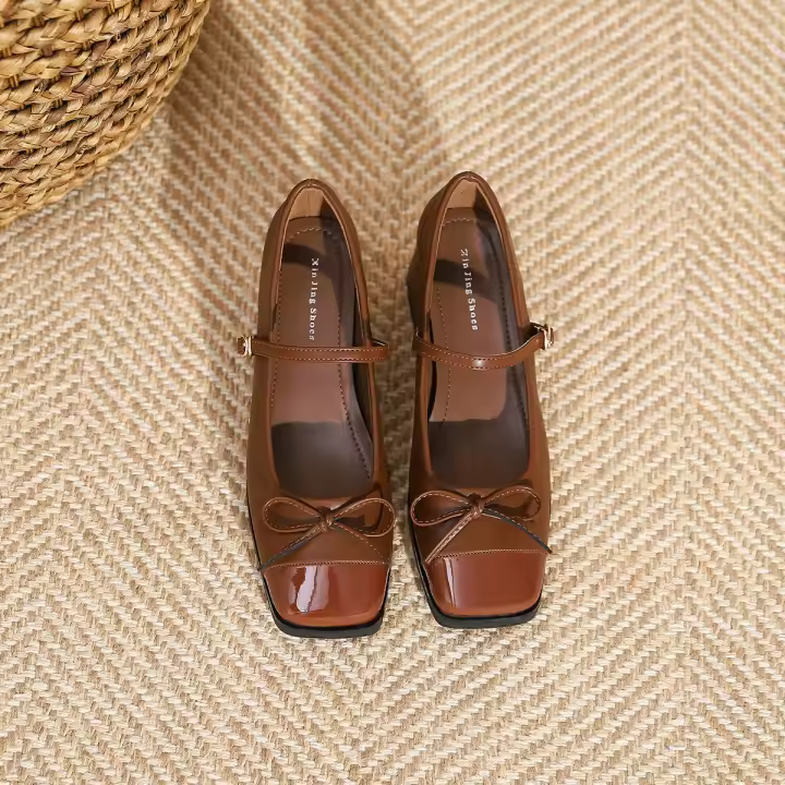 Zapatos individuales de tacón grueso cosidos con lazo de nuevo estilo, zapatos de mujer de tacón medio. - 1