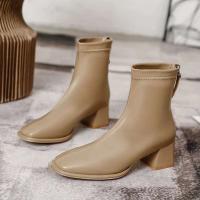 Botas cortas con punta cuadrada y tacón grueso para mujer, color negro, caqui, para oficina, fiesta y boda - details 2