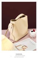 Mochila de Lujo de Cuero Genuino Leten Diseño de Parasaje a la Moda Gran Capacidad - details 16
