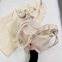 Diseño de nicho sentido de un solo hombro crossbody plisado axilas bolsa de las niñas 2025 verano nuevo bolso de las mujeres de gama alta - details 1