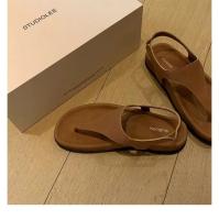 Sandalias de mujer de estilo romano con nicho de fondo plano de vacaciones con punta retro en espiga de temperamento minimalista - details 12