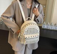 Mochila con remaches para chica, morral versátil y a la moda para viajes y ocio, 2024 - details 15