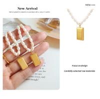 Collar de perlas delicado con temperamento francés, colgante cuadrado para mujer, cadena para clavícula, joyería chapada en oro de acero de titanio - details 4