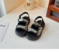 Sandalias informales para niños con correa de gancho y bucle, nueva tendencia 2025, zapatos de playa a la moda con dedos abiertos, zapatos de playa para niños medianos y grandes, suaves y antideslizantes - details 2