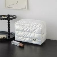 Bolsa de maquillaje de gran capacidad a la moda, almacenamiento multifuncional, bolsa de aseo portátil, organizador de viaje, bolsa de lavado - details 2