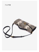 Bolso bandolera de un solo hombro de noche de moda de alta gama tejido a mano con patrón de serpiente para mujer - details 15
