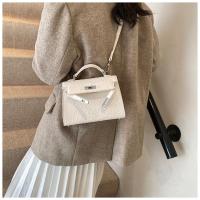 2025 Nueva Marea Retro Moda Pequeño Cuadrado Moda Hombro Bolsa Crossbody - details 13