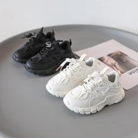 Zapatillas de malla doble para niños Zapatos blancos transpirables Estilo casual para primavera 2025 - details 3