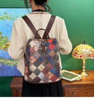 Mochila pequeña de estilo europeo y americano para mujer, morral de gran capacidad para viajes y ocio, novedad - details 1