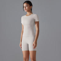 Chándal de cuello redondo para mujer, camiseta de ciclismo de secado rápido, ropa de entrenamiento transpirable, pantalones cortos deportivos para correr y gimnasio - details 3
