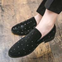 2023 nuevo vestido informal de moda para hombre, zapatos de cuero ligeros puntiagudos grandes para fiesta de boda - details 4