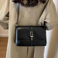 Bolso Cuadrado Negro Elegante Cierre Magnético Lining de Poliéster Duradero Borde de Aceite - details 1