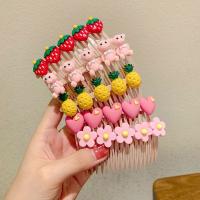 Peines de pelo Kawaii para niños y niñas, peine con flequillo, pinzas para el cabello, tocado de pasador, horquilla de fresa de dibujos animados, peine para bebé, novedad - details 5