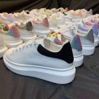 Zapatos deportivos blancos planos de piel de vaca de diseñador de lujo, plataforma antideslizante, zapatos casuales de moda para hombres y mujeres - details 0