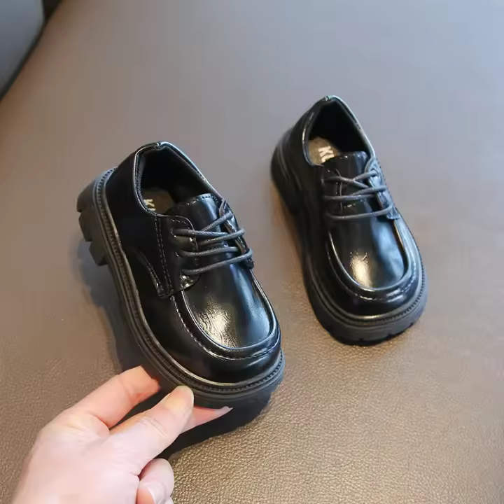 Zapatos de Cuero Negro Moda Clásica para Bodas y Fiestas Suela Gruesa Adecuados para Niños y Niñas - 1