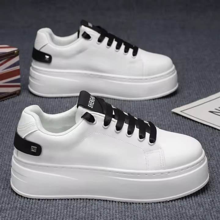 Zapatillas Blancas Transpirables para Hombres en Verano Zapatillas de Plataforma de Moda Trendy para Todo Uso - 1