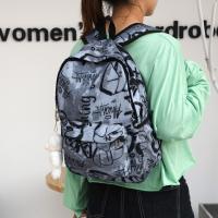 Mochila escolar de gran capacidad con grafiti para estudiantes, mochila informal de moda para mujer, mochila escolar con colgante de dibujos animados para niña que se desplaza - details 13