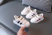 Zapatillas de deporte para niños y niñas, zapatos informales antideslizantes de diseño de moda, transpirables con gancho, color blanco, para exteriores - details 2