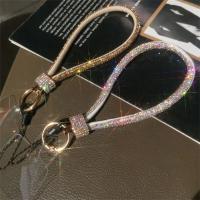 Cordón para teléfono móvil con diamantes de imitación, cuerda colgante ostentosa, correa para la muñeca, cordón de diamante de mano brillante, adornos colgantes - details 9