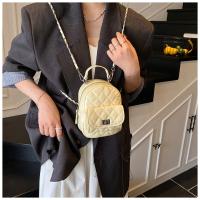 Moda pequeña fragancia textura portátil pequeña mochila diamante cadena de alto sentido versátil mochila diaria - details 36