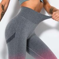 Malla de color degradado sin costuras para mujer, pantalones para correr Fiess con sandalia para realzar la cadera, pantalones de yoga de secado rápido - details 33