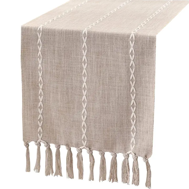 Camino de mesa con borlas simples, mantel de comedor bordado de estilo rústico hecho a mano para decoración de fiesta en casa - 1