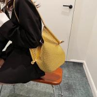 Bolso de Hombro Tejido a Grande Capacidad Moda Crecida 2025 Primavera Nuevo Bolso Deportivo y al Aire Libre - details 1