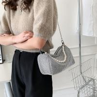 Bolso de mano de gran capacidad con diamantes de imitación, bolso de hombro con cadena de perlas, pequeño bolso cuadrado, bolso de almohada, bolso de cosméticos, bolso de hombro para mujer, fiesta - details 16