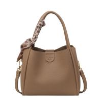 Bolso de mano de cesta de verduras popular de este año para mujer 2025 nuevo bolso de cubo de cuero suave bolso de mensajero de hombro de viajero - details 5
