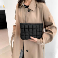 Bolso De Maquillaje Para Mujer Padded Quilted Gran Organizador De Cosméticos Bolsa De Almacenamiento De Maquillaje Puffer Estuche De Belleza Clutch Handbag - details 0