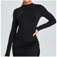 Top deportivo de manga larga, cuello redondo, ajustado, ligero y elástico para mujer - details 3