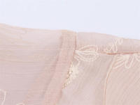 Manga Corta con Cuello en V Bordado Decorativo Capas para Mujer de Moda de Verano Semitransparente - details 4