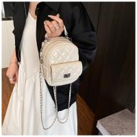 Moda pequeña fragancia textura portátil pequeña mochila diamante cadena de alto sentido versátil mochila diaria - details 27