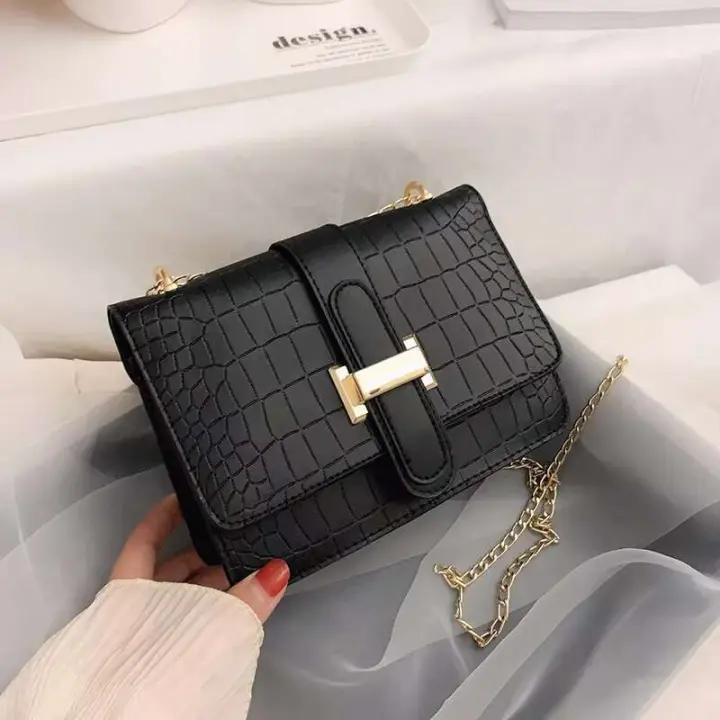 Nuevo bolso de mujer de PU con cadena cuadrada pequeña y logotipo, bandolera de diseñador - 1