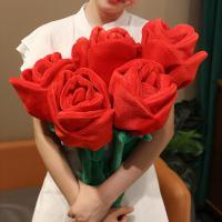 Ramo de flores de rosas rojas creativas, hebilla de cortina, rama de flores artificiales DIY, rosa de peluche de imitación a la moda para el Día de San Valentín - details 10