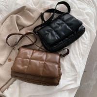 Bolso de hombro acolchado a cuadros, bolso de diseñador para mujer, bolsos de compras cruzados con solapa de cuero PU, invierno - details 23