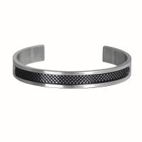 Pulsera Minimalista y Personalizada para Hombre Acero Inoxidable y Titanio - details 3
