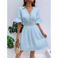Vestido de verano para mujer, nuevo estilo, con costuras, escote en V y cintura de color liso. - details 3