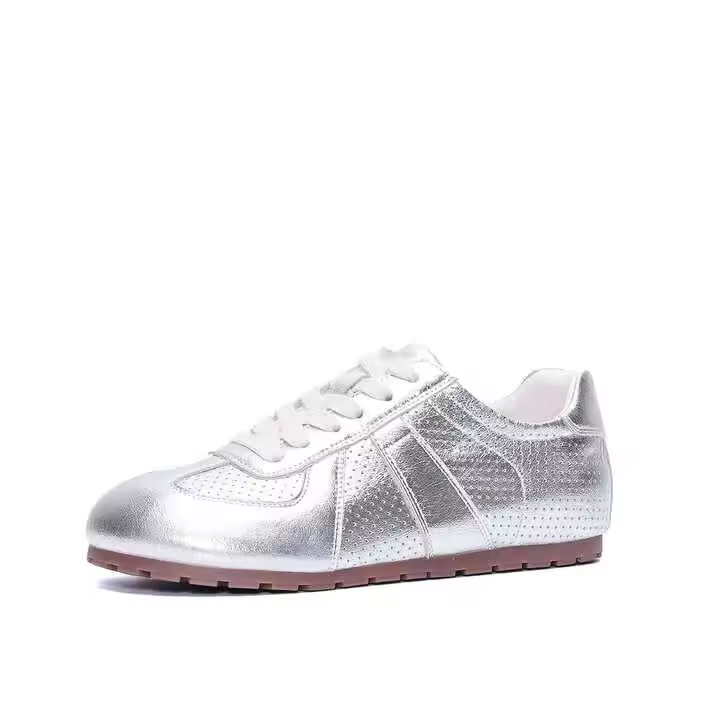 Nuevos deportes de diseño único con zapatos planos casuales ligeros plateados cubiertos de cuero - 1